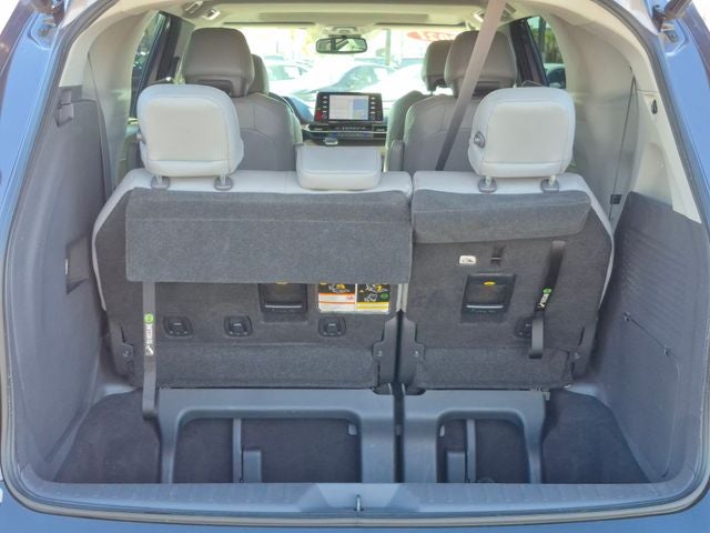 2021 Toyota SIENNA LIMITED Limited 7 Passenger