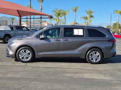 2021 Toyota SIENNA LIMITED Limited 7 Passenger