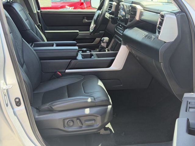 2022 Toyota TUNDRA 4X2 SR5
