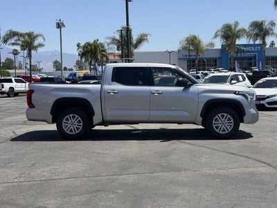 2022 Toyota TUNDRA 4X2 SR5