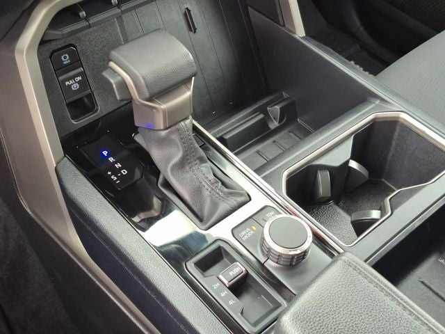 2024 Toyota TUNDRA 4X4 SR5