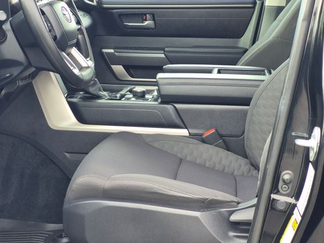 2024 Toyota TUNDRA 4X4 SR5