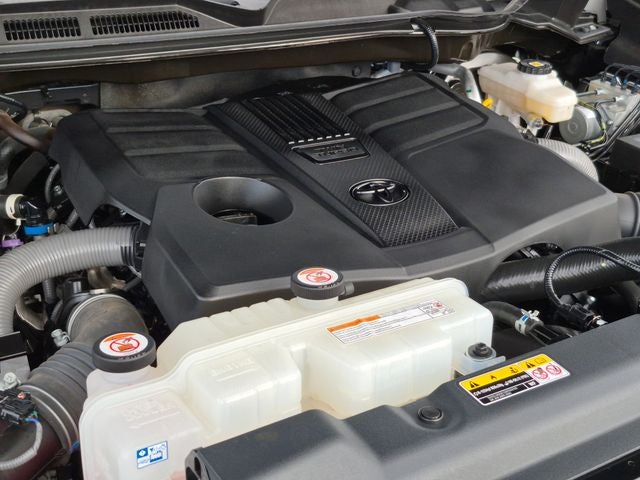 2024 Toyota TUNDRA 4X4 SR5