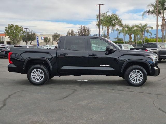 2024 Toyota TUNDRA 4X4 SR5