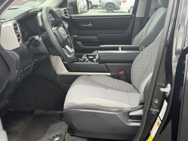 2024 Toyota TUNDRA 4X4 SR5