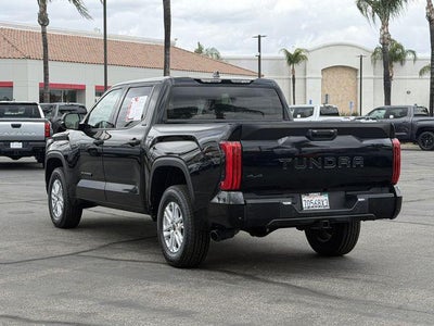 2024 Toyota TUNDRA 4X4 SR5