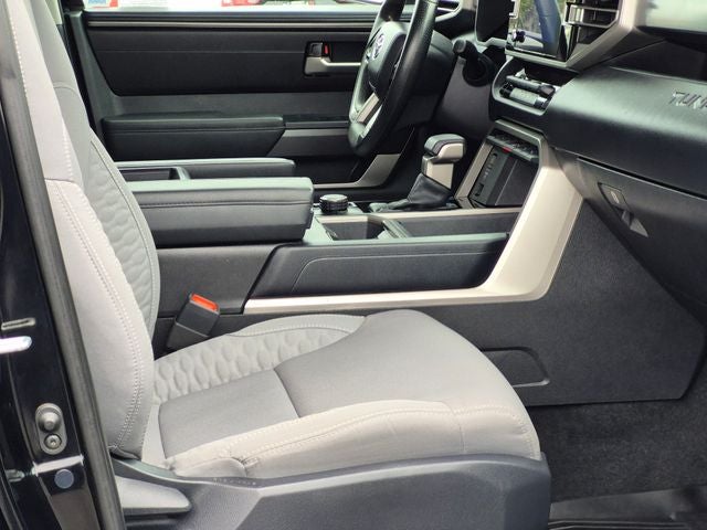 2024 Toyota TUNDRA 4X4 SR5
