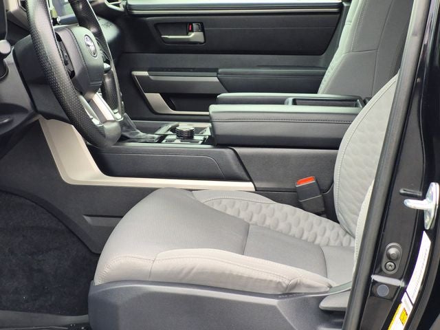 2024 Toyota TUNDRA 4X4 SR5