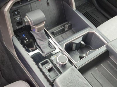 2024 Toyota TUNDRA 4X4 SR5