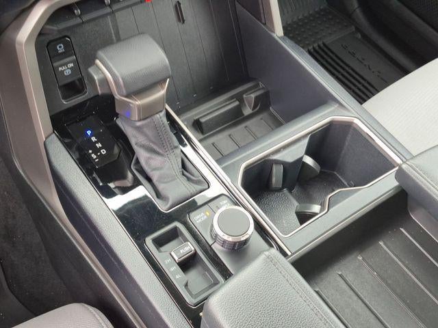2024 Toyota TUNDRA 4X4 SR5