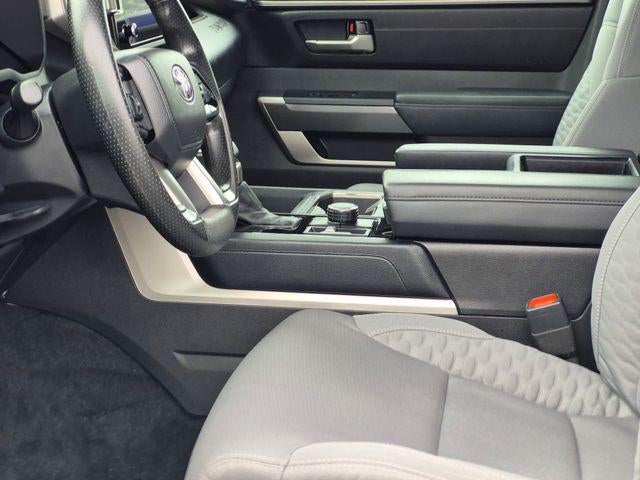 2024 Toyota TUNDRA 4X4 SR5