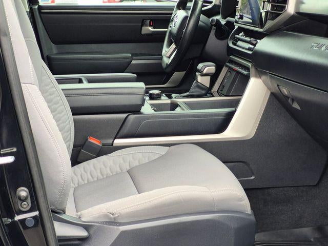 2024 Toyota TUNDRA 4X4 SR5