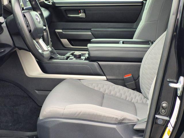 2024 Toyota TUNDRA 4X4 SR5