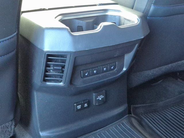 2024 Toyota TUNDRA 4X4 Platinum