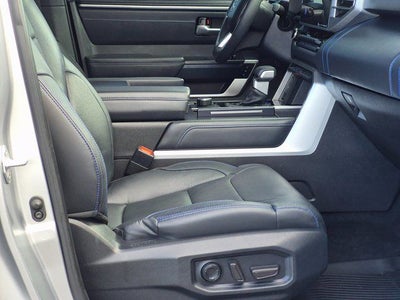 2024 Toyota TUNDRA 4X4 Platinum