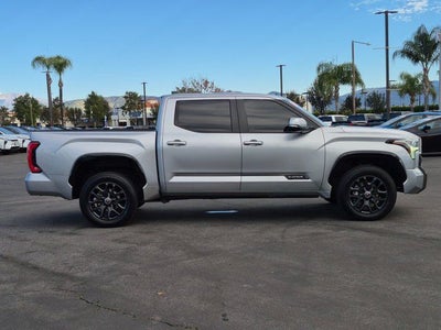 2024 Toyota TUNDRA 4X4 Platinum