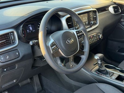 2020 Kia Sorento LX