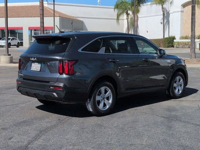 2023 Kia Sorento LX