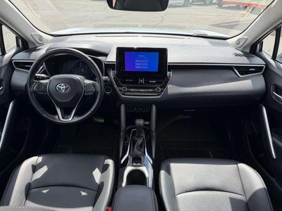 2023 Toyota Corolla Cross XLE