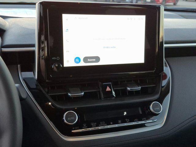 2025 Toyota Corolla Cross XLE