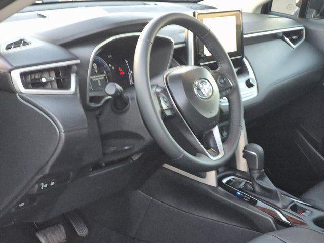 2025 Toyota Corolla Cross XLE