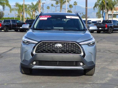 2024 Toyota Corolla Cross XLE