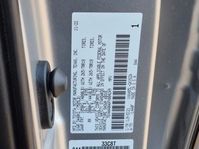 2023 Toyota SEQUOIA 4WD SR5