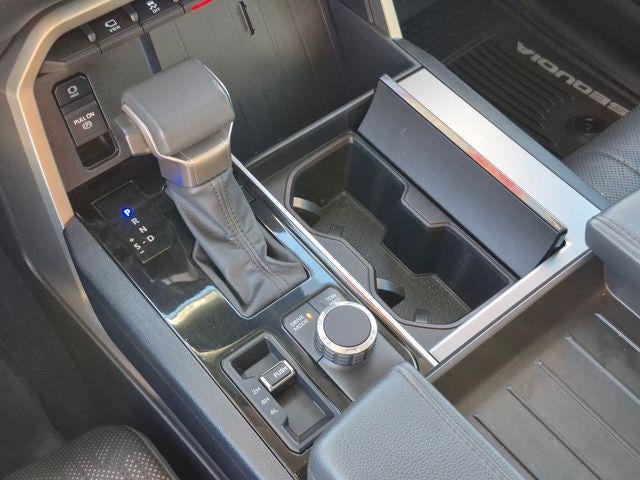 2023 Toyota SEQUOIA 4WD SR5