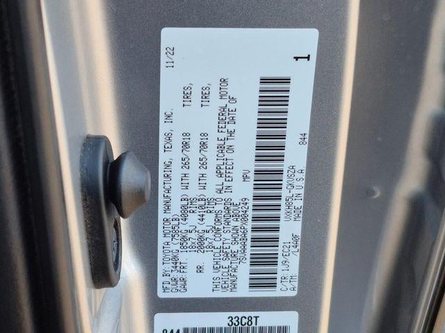 2023 Toyota SEQUOIA 4WD SR5