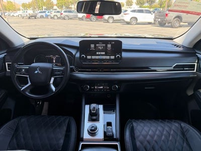 2022 Mitsubishi Outlander SEL