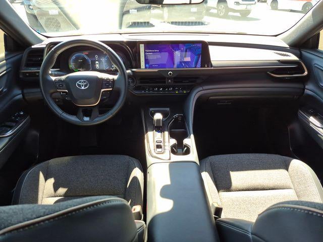 2024 Toyota CROWN XLE