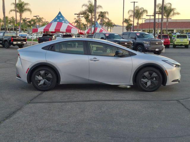 2024 Toyota PRIUS LE