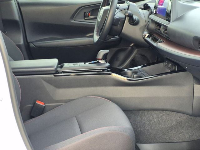 2026 Toyota PRIUS SE SE