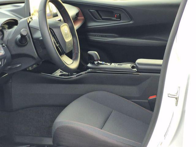 2026 Toyota PRIUS SE SE