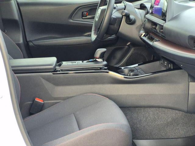 2026 Toyota PRIUS SE SE