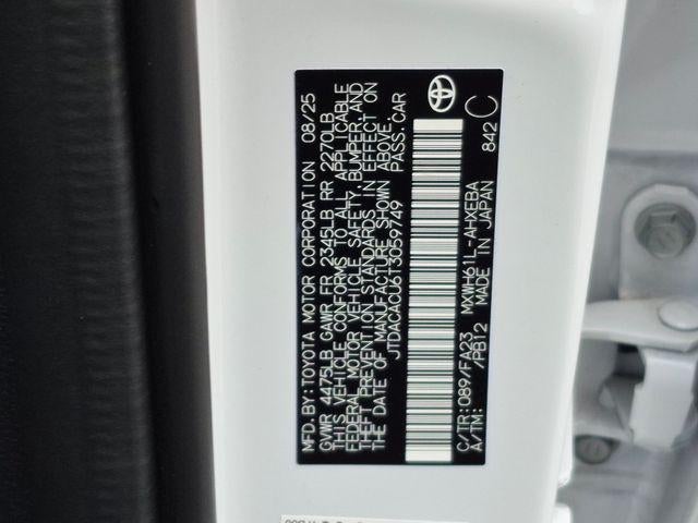 2026 Toyota PRIUS SE SE