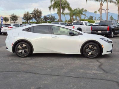 2026 Toyota PRIUS SE SE