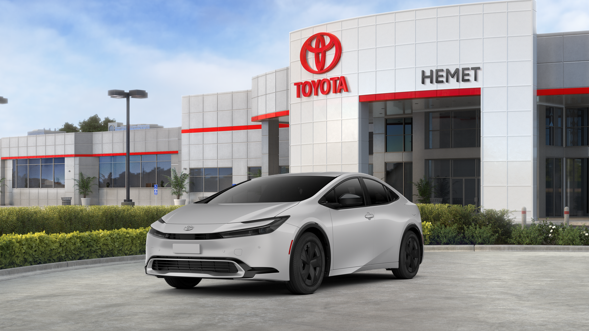 2026 Toyota Prius Plug-in Hybrid SE