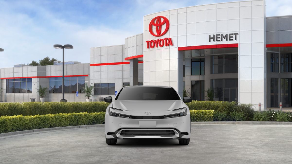 2026 Toyota Prius Plug-in Hybrid SE