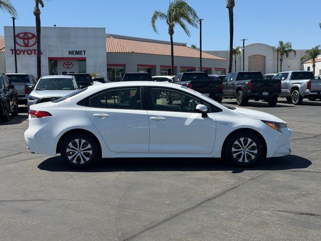 2020 Toyota Corolla Hybrid LE