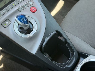 2013 Toyota PRIUS Plug-in Base
