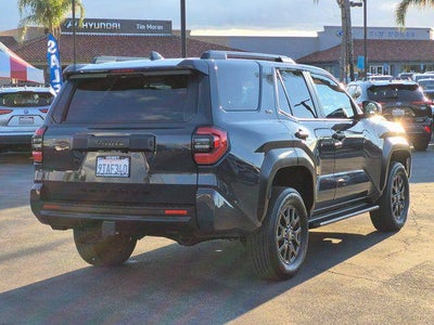 2025 Toyota 4RUNNER SR5