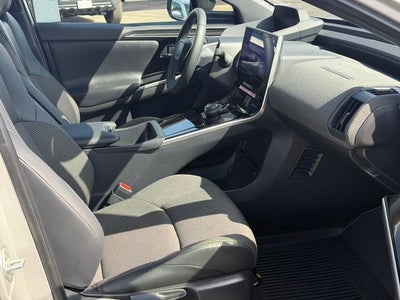 2025 Toyota bZ4X XLE