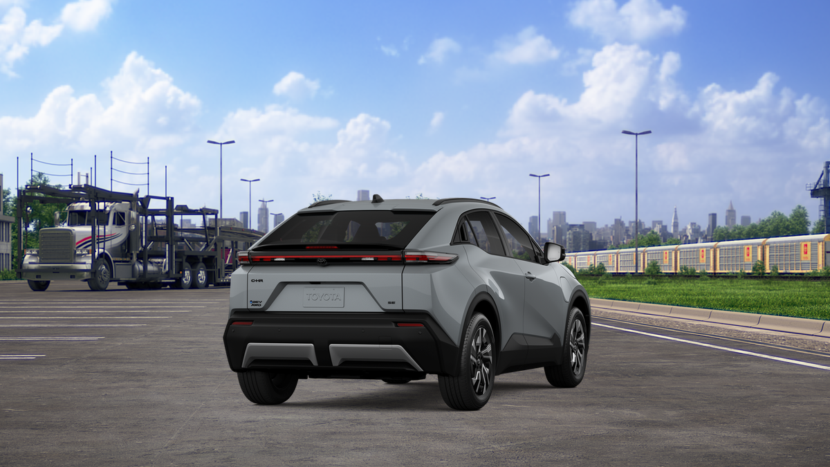 2027 Toyota C-HR SE