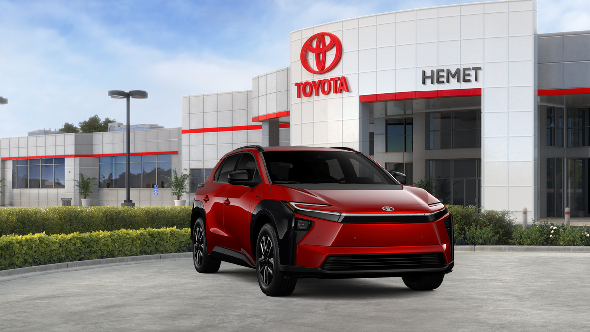 2026 Toyota bZ XLE