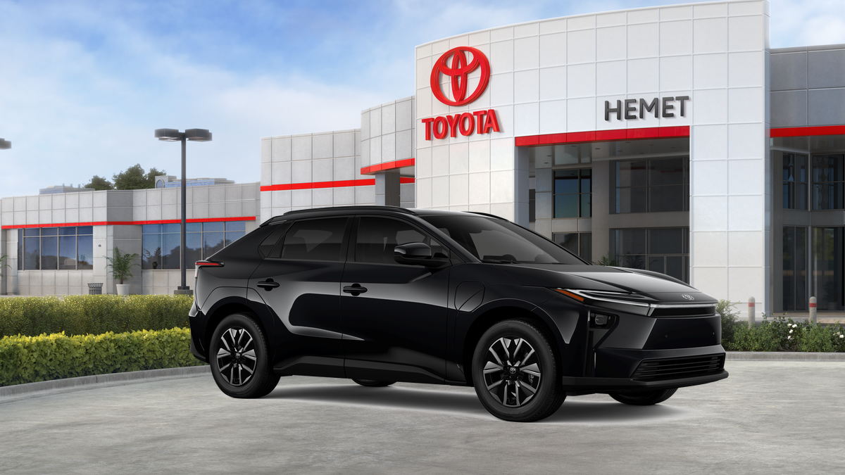 2026 Toyota bZ XLE