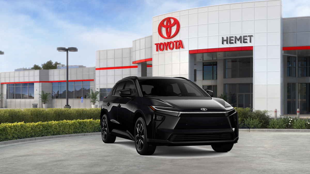 2026 Toyota bZ XLE