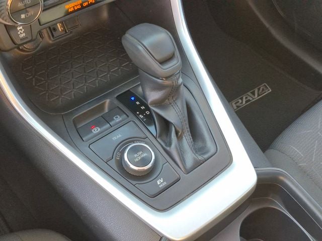 2019 Toyota RAV4 HYBRID XLE