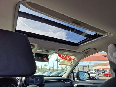 2019 Toyota RAV4 HYBRID XLE