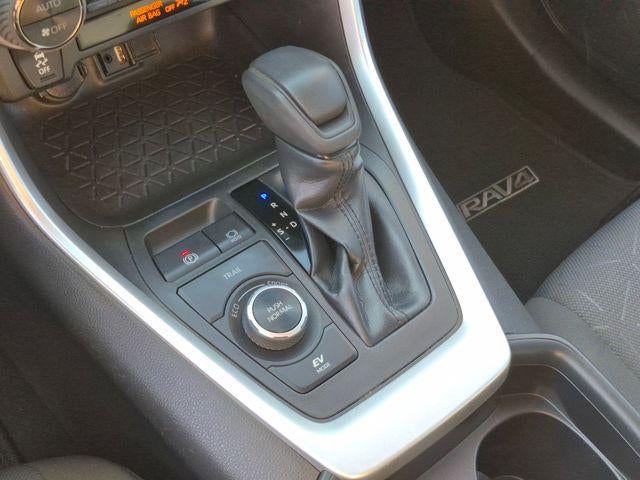 2019 Toyota RAV4 HYBRID XLE